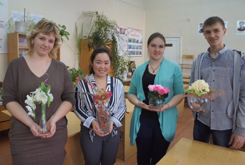 Выставка икебаны «Цветочный калейдоскоп» 