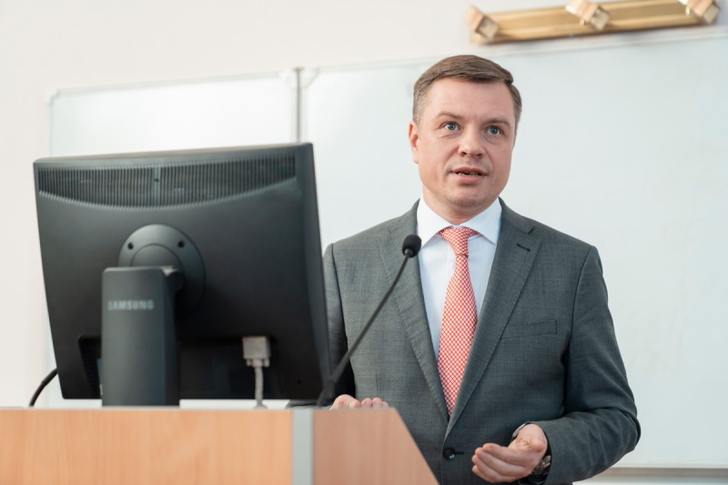 С днем рождения!