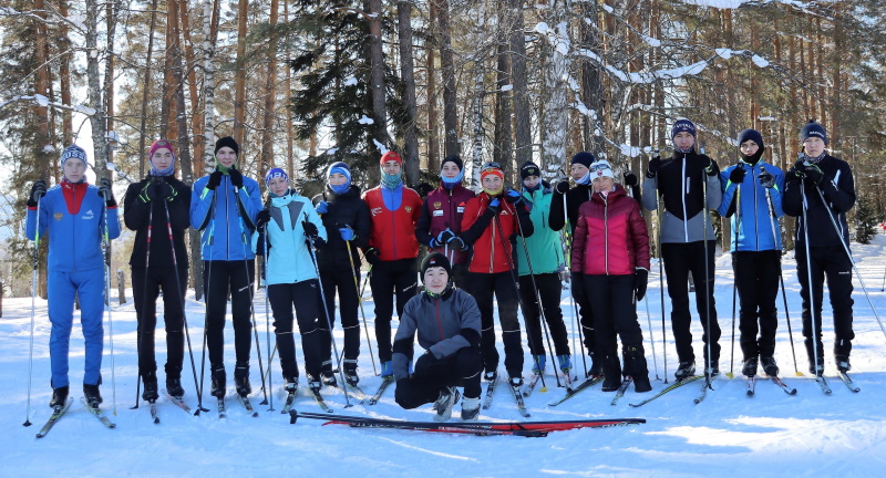 Представители ГАГУ - победители и призёры Лыжни России 2022 в Турочакском районе