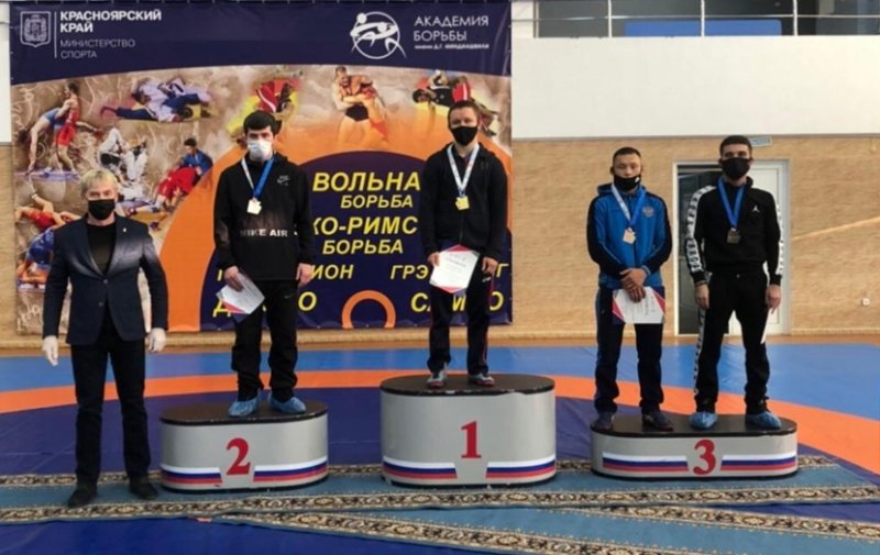 Студент ГАГУ - призер чемпионата СФО по спортивной борьбе